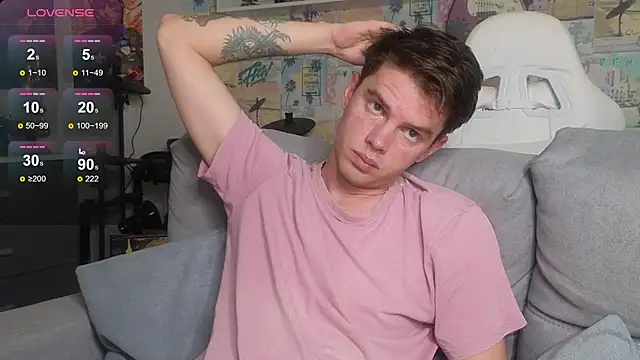 Snapshot of Mike_Burn chatting on 11.22.25 Mike Burn online show from 11.22.25