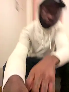 MacTroy online show from 10.27.25