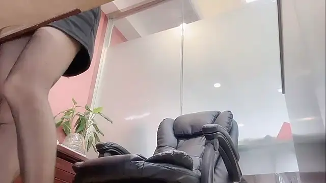 QianF-666 online show from 12.20.25