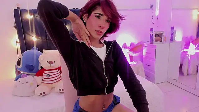 Snapshot of CamiloDoumit chatting on 02.01.25 CamiloDoumit online show from 02.01.25