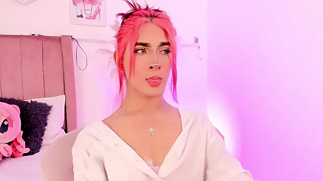 Snapshot of CamiloDoumit chatting on 11.03.25 CamiloDoumit online show from 11.03.25