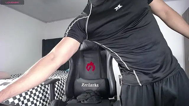 Snapshot of man_dur07 chatting on 12.07.24 man dur07 online show from 12.07.24