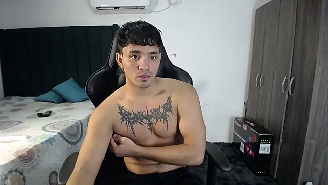 Snapshot of man_dur07 chatting on 02.09.25 man dur07 online show from 02.09.25