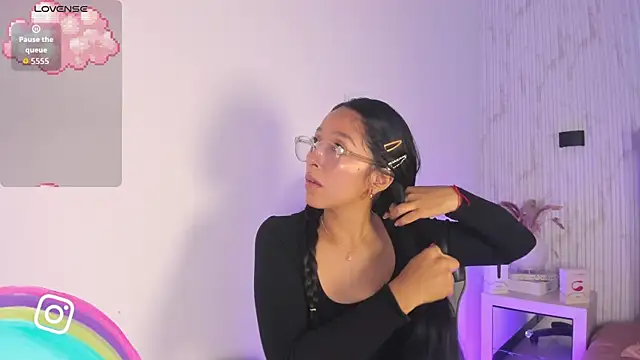 Valery wang online show from 11.04.25