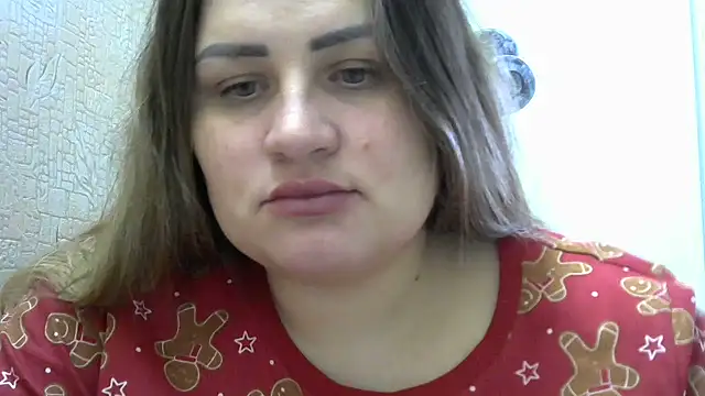 Snapshot of Honeydew-Waves chatting on 12.04.25 Honeydew-Waves online show from 12.04.25