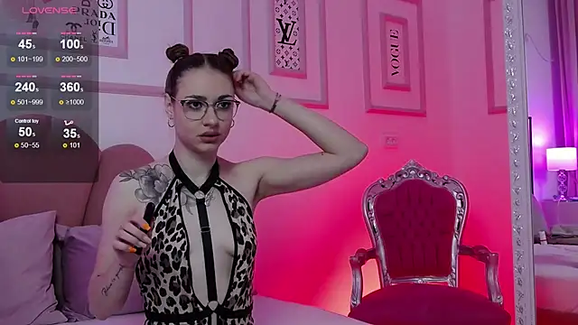 Abby  White online show from 02.25.25