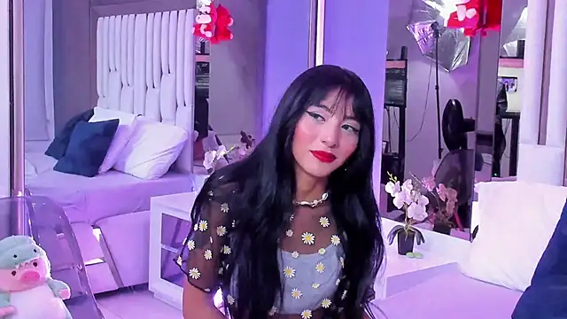 Kitty Eliffe online show from 02.11.25