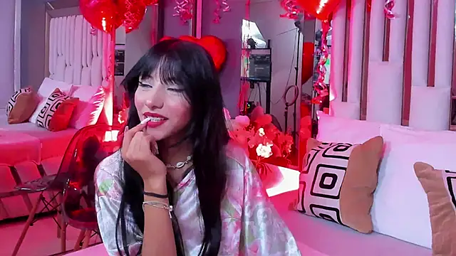 Kitty Eliffe online show from 02.14.25