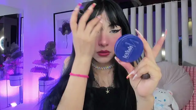 Kitty Eliffe online show from 10.04.25