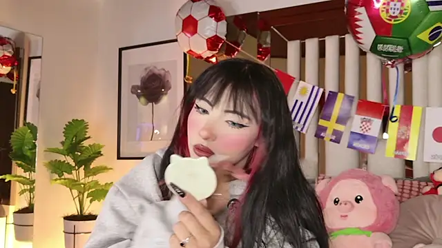 Kitty Eliffe online show from 06.18.26