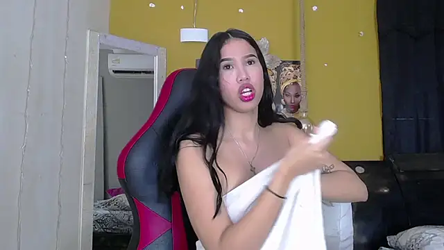 ava jhonsson online show from 01.15.25