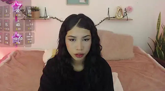 Snapshot of AmberJeong chatting on 12.13.24 AmberJeong online show from 12.13.24