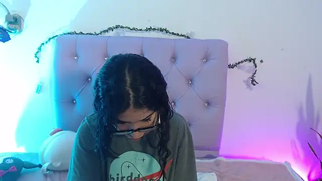 Snapshot of AmberJeong chatting on 01.18.25 AmberJeong online show from 01.18.25