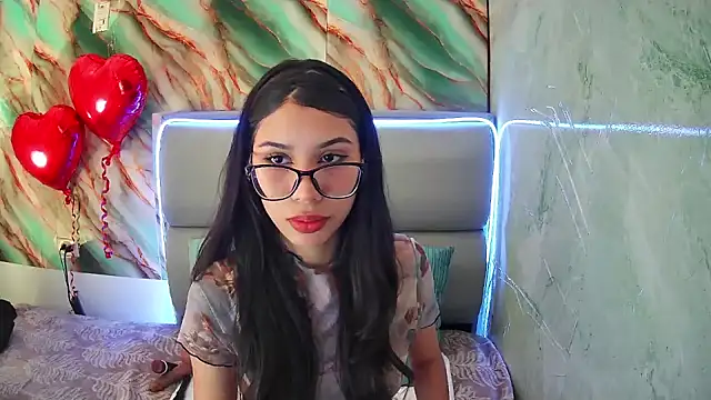 Snapshot of AmberJeong chatting on 02.10.25 AmberJeong online show from 02.10.25