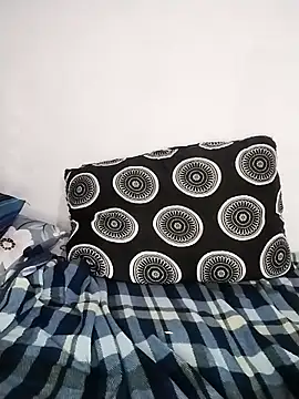 Snapshot of Tota_Khan chatting on 09.18.25 Tota Khan online show from 09.18.25