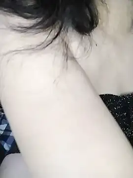 Snapshot of Tota_Khan chatting on 10.21.25 Tota Khan online show from 10.21.25