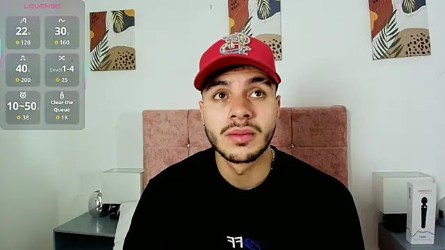 Snapshot of Amadeo_Wild chatting on 09.24.25 Amadeo Wild online show from 09.24.25