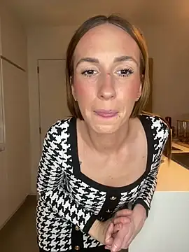 Snapshot of lola_tentatiion chatting on 02.23.25 lola tentatiion online show from 02.23.25