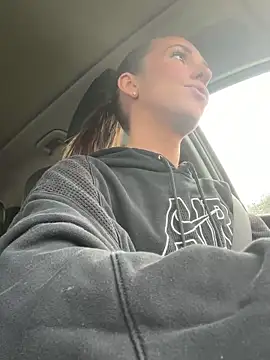 Snapshot of lola_tentatiion chatting on 02.28.25 lola tentatiion online show from 02.28.25