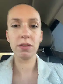 Snapshot of lola_tentatiion chatting on 03.19.25 lola tentatiion online show from 03.19.25