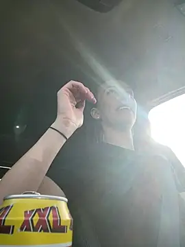 Snapshot of lola_tentatiion chatting on 03.21.25 lola tentatiion online show from 03.21.25