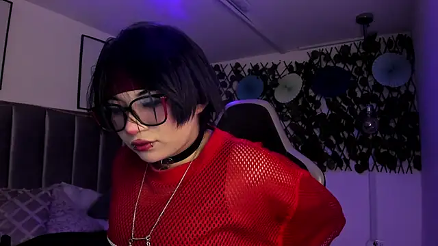 Snapshot of Kitty_Gang chatting on 04.24.26 Kitty Gang online show from 04.24.26