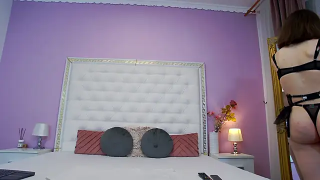 Lenna Paul online show from 01.14.26