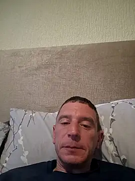 CoupleFun80x online show from 06.20.26