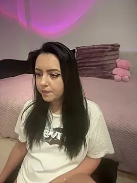 Snapshot of Ariel__Blossom chatting on 01.20.25 Ariel Blossom online show from 01.20.25