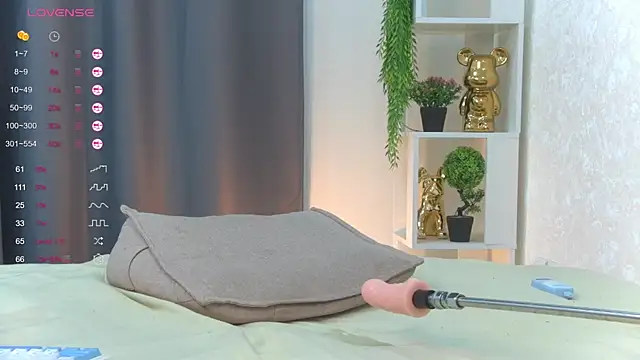 AlmaRobinson online show from 03.20.26