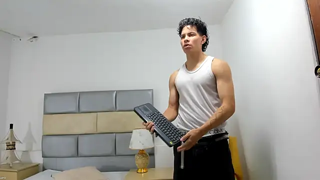 lax777  online show from 03.07.25