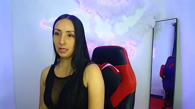 Snapshot of yaralyminjo2 chatting on 01.22.25 yaralyminjo2 online show from 01.22.25