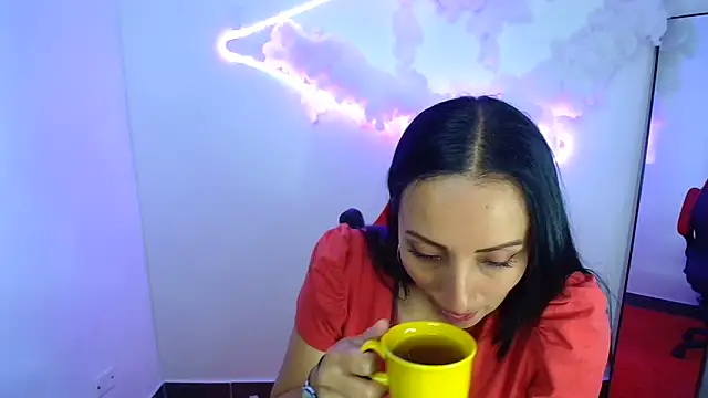 Snapshot of yaralyminjo2 chatting on 01.23.25 yaralyminjo2 online show from 01.23.25