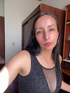 Snapshot of yaralyminjo2 chatting on 02.07.25 yaralyminjo2 online show from 02.07.25