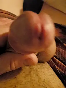 Snapshot of anderssonskuk chatting on 03.22.25 anderssonskuk online show from 03.22.25