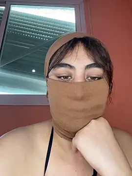 Lalou online show from 04.03.26