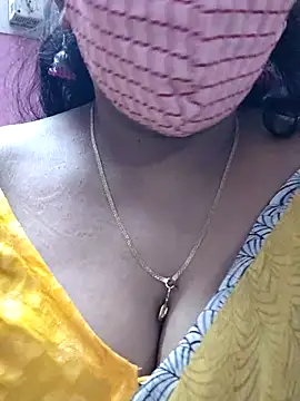 mallu-sumi online show from 03.10.25