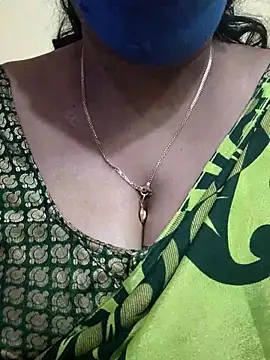 mallu-sumi online show from 03.17.25