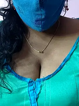 mallu-sumi online show from 11.21.25