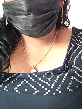 mallu-sumi online show from 02.20.26