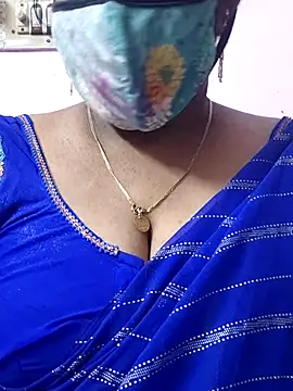 Snapshot of mallu-sumi chatting on 07.16.26 mallu-sumi online show from 07.16.26
