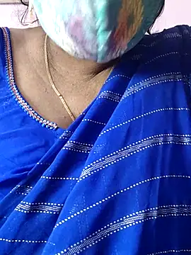 Snapshot of mallu-sumi chatting on 07.17.26 mallu-sumi online show from 07.17.26