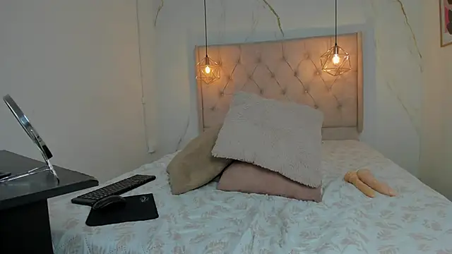 kristakinnky online show from 01.15.25