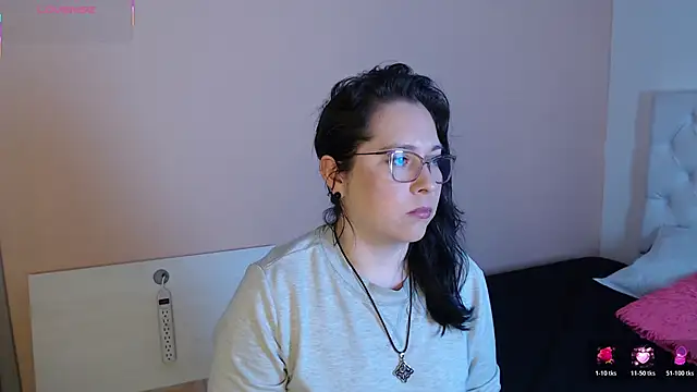 Snapshot of May_Carlier chatting on 02.03.26 May Carlier online show from 02.03.26