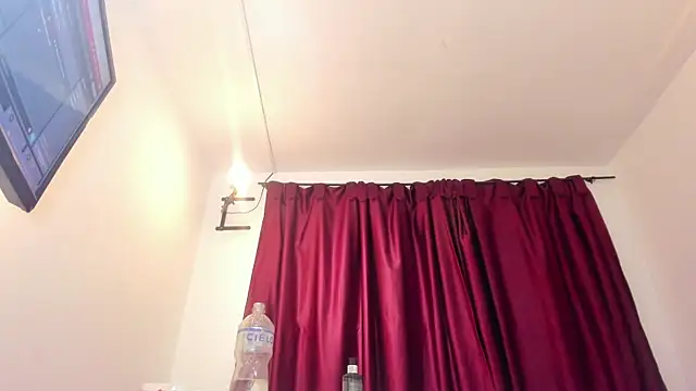  Caroliina online show from 12.28.24