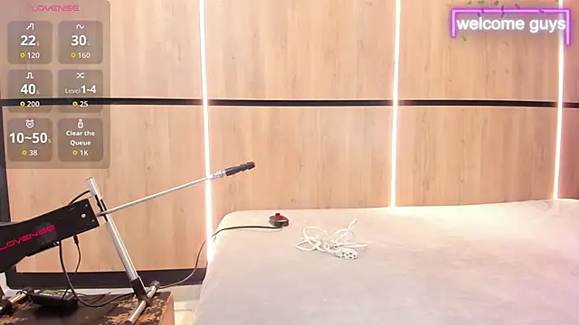 adela chase online show from 10.11.25