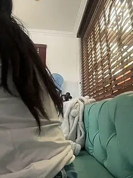 Emily Trujillo online show from 11.04.25