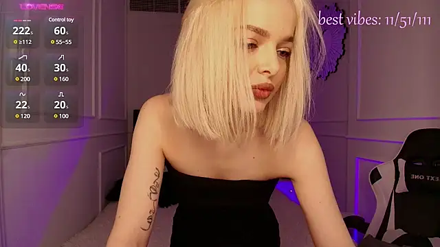 horny blondiee online show from 02.24.25