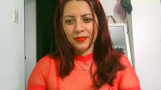 Anne kis online show from 10.31.25