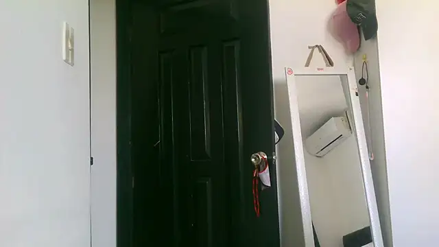 Anne kis online show from 11.10.25